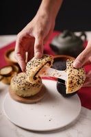 2Q 黑玉月饼 2Q Silky Sesame （新 New 🌟 )(1pc)
